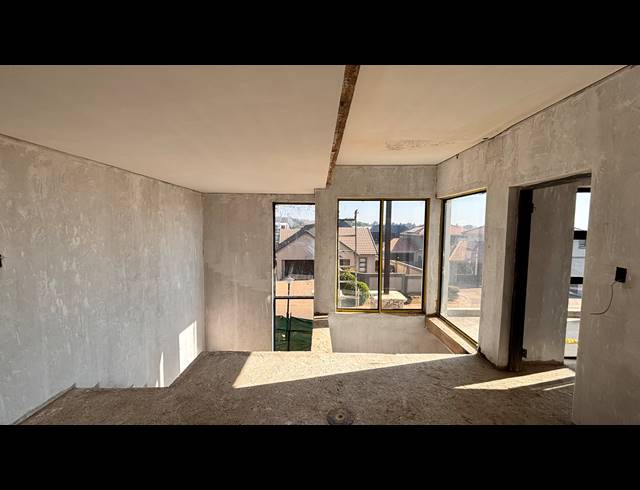 4 BEDROOM HOUSE FOR SALE IN ROODEPARK ECO ESTATE